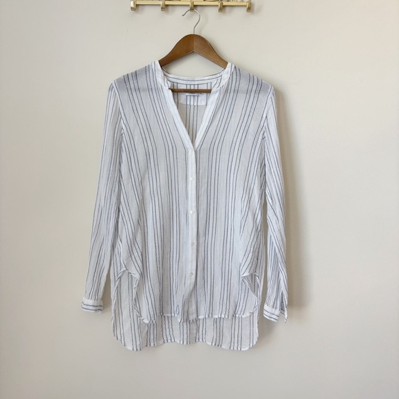 VINCE Lightweight Striped Cotton Button Down Shirt Sz 6 White Blue - Picture 10 of 10